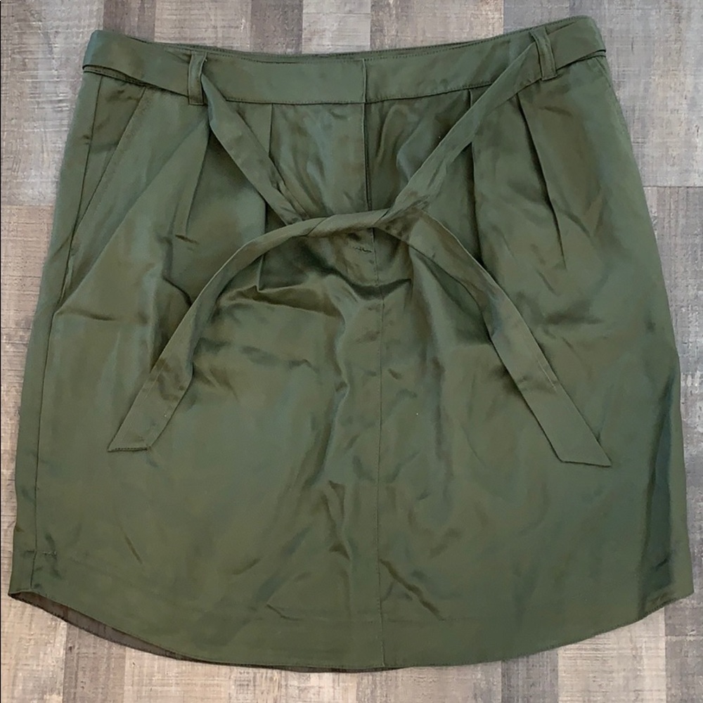Green Jones New York skirt. Size 12. NWT BRAND NEW
